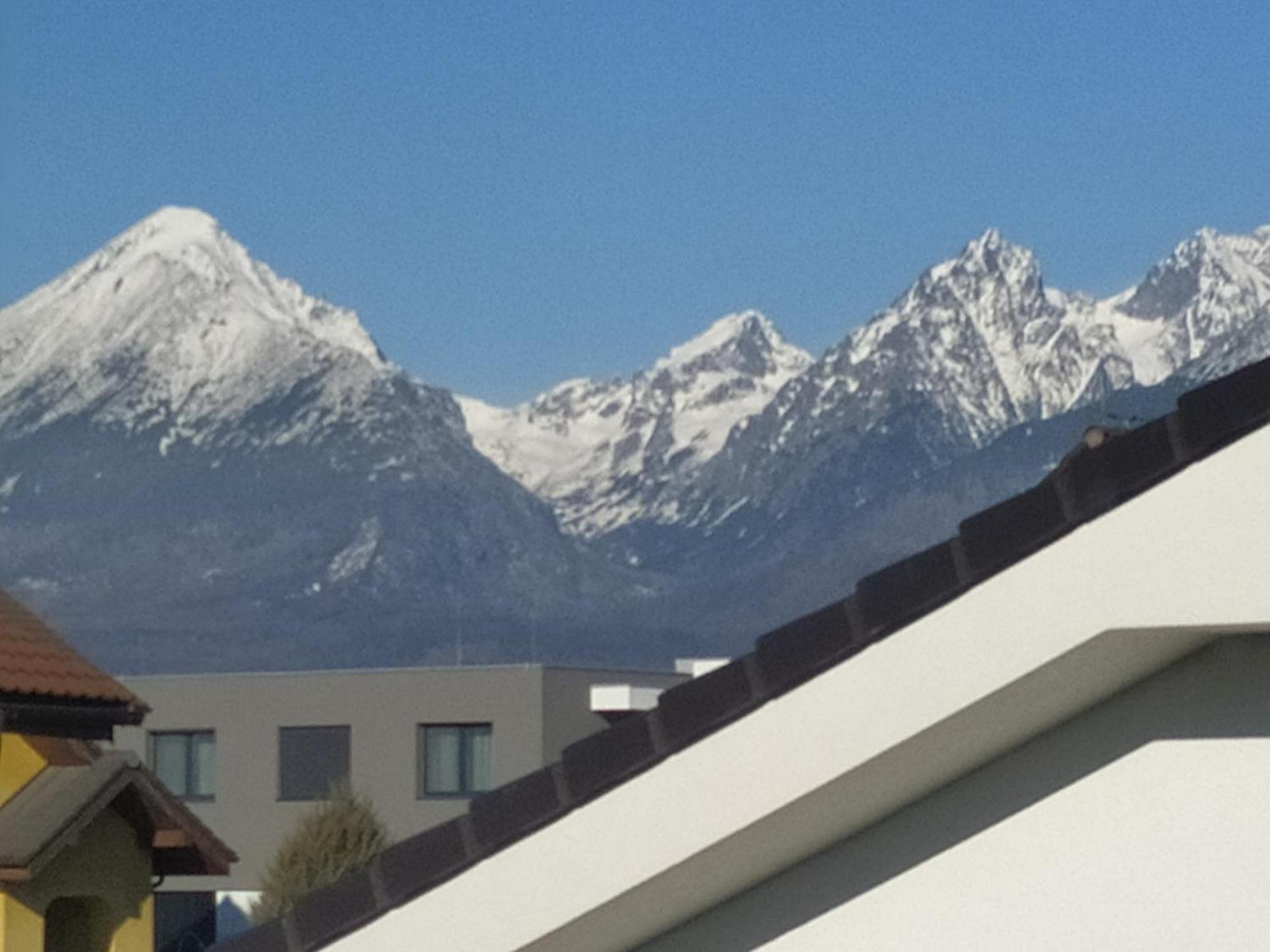 Penzion Tatry 韦尔卡鲁穆尼卡 外观 照片